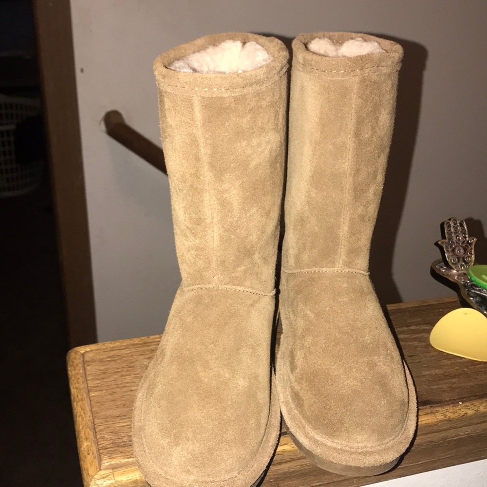 Girls boots